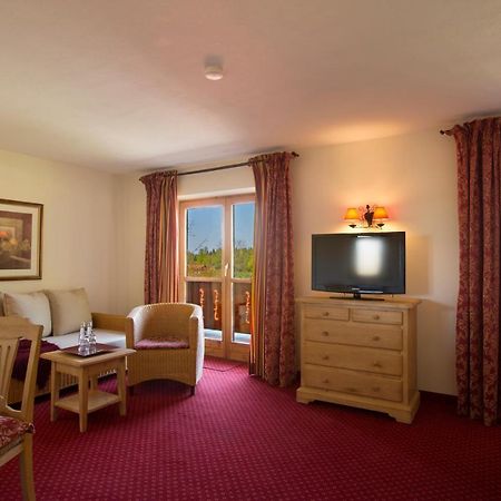 Kapler Alm Hotel Waakirchen ภายนอก รูปภาพ