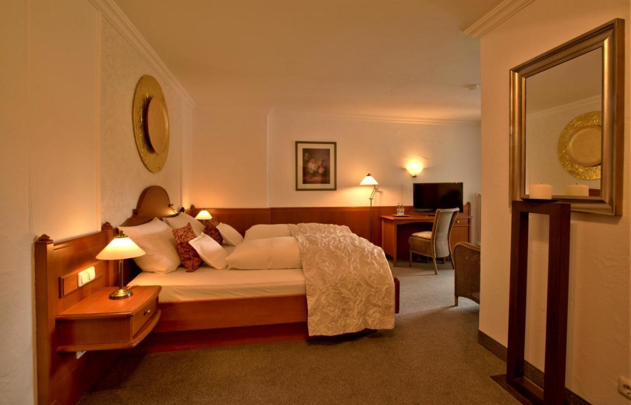 Kapler Alm Hotel Waakirchen ภายนอก รูปภาพ
