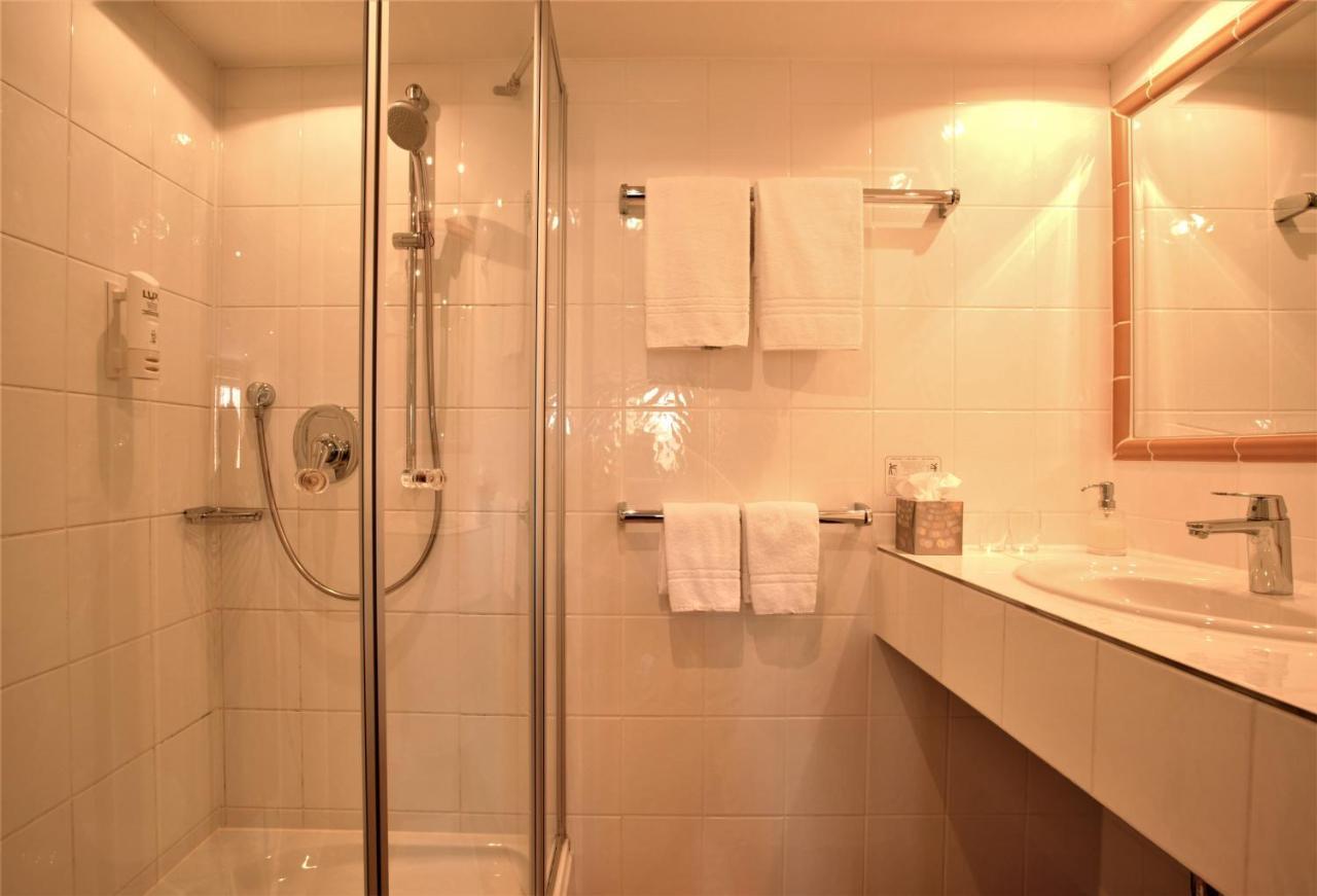 Kapler Alm Hotel Waakirchen ภายนอก รูปภาพ